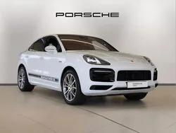 White Used 2022 Porsche Cayenne Platinum Edition SUV | £64,495