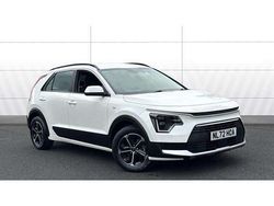 White Used 2022 Kia Niro 2 SUV | £18,743 (Fair price)