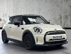 White Used 2022 Mini Cooper Classic Hatchback | £16,999 (Fair price)