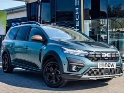 Green Used 2024 Dacia Jogger Extreme MPV | £17,995 (Fair price)