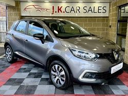Grey Used 2017 Renault Captur Expression+ SUV | £6,995 (A bit pricey)