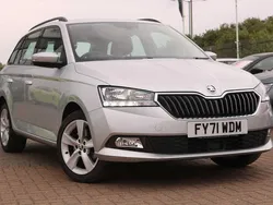 Brilliant silver metallic Used 2021 Skoda Fabia SE Estate | £14,195 (Fair price)