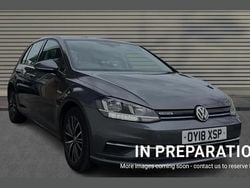Grey Used 2018 VW Golf VII SE Hatchback | £9,992 (Fair price)