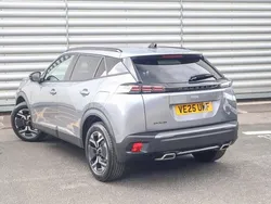 New 2025 Peugeot 2008 Allure SUV | £22,790 (Super price)