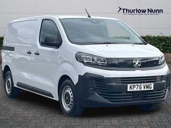 White New 2025 Vauxhall Vivaro S Van | £21,800 (Fair price)