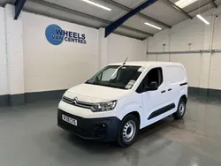 White Used 2020 Citroën Berlingo Start MPV | £10,990 (Fair price)