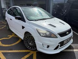 White Used 2008 Ford Focus ST Hatchback | £8,985 (Expensive)