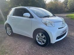 White Used 2009 Toyota iQ City Hatchback | £2,495 (Fair price)