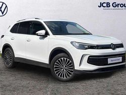 White Used 2024 VW Tiguan Match SUV | £27,990 (Fair price)