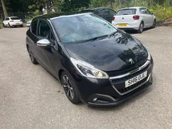Black Used 2016 Peugeot 208 Allure Hatchback | £3,199 (Good price)