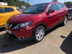 Red Used 2014 Nissan Qashqai Acenta SUV | £4,795 (Good price)