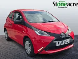 Red Used 2016 Toyota Aygo Hatchback | £5,995 (Fair price)