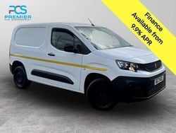White Used 2021 Peugeot Partner Premium Van | £7,800 (Good price)