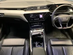 Used 2023 Audi e-tron Black Edition SUV | £25,881 (Good price)