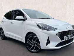 White Used 2023 Hyundai i10 Premium Hatchback | £13,753 (Fair price)