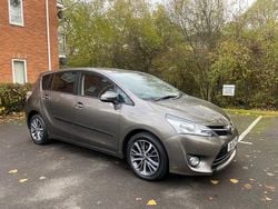 Bronze Used 2016 Toyota Verso Design MPV | £9,275 (Fair price)