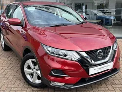 Red Used 2019 Nissan Qashqai Acenta Premium SUV | £11,299 (Good price)