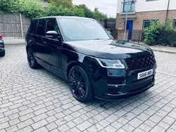Black Used 2018 Land Rover Range Rover Vogue SE SUV | £33,999 (Fair price)