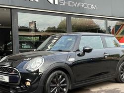Black Used 2014 Mini Cooper S Hatch Hatchback | £9,995 (Expensive)
