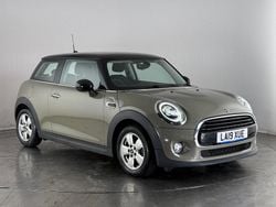 Grey Used 2019 Mini Cooper Classic Hatchback | £11,900 (Fair price)