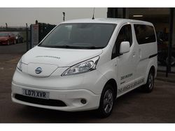 Alabaster white Used 2021 Nissan Evalia MPV | £12,595