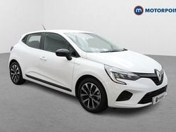 White Used 2023 Renault Clio V Evolution Hatchback | £14,449 (Good price)