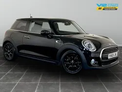 Black Used 2019 Mini Cooper Classic Hatchback | £10,495 (Fair price)