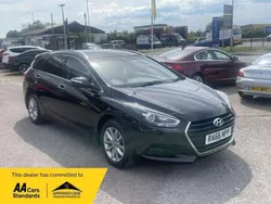 Black Used 2016 Hyundai i40 Estate | £5,995 (Fair price)