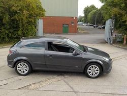 Grey Used 2010 Vauxhall Astra SRi Hatchback | £1,395 (Fair price)