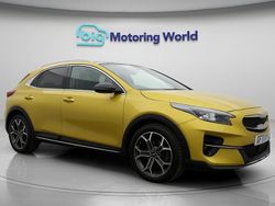 Yellow Used 2022 Kia XCeed 4 SUV | £17,400 (Good price)
