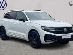 Used 2025 VW Touareg Black Edition SUV | £57,335 (Expensive)