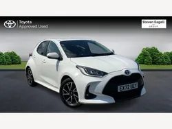 White Used 2022 Toyota Yaris Hybrid Design Hatchback | £17,509 (Fair price)