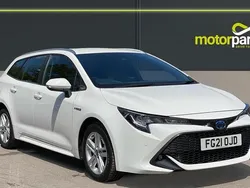 White Used 2021 Toyota Corolla Estate | £16,600 (Fair price)