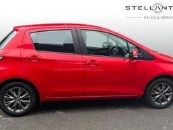 Blue Used 2017 Toyota Yaris | £10,033 (Fair price)