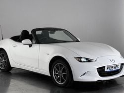 White Used 2019 Mazda MX5 Cabriolet | £12,850 (Good price)