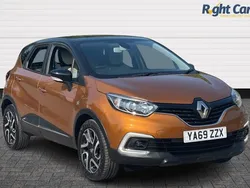 Orange / black Used 2019 Renault Captur Iconic SUV | £9,999 (Fair price)