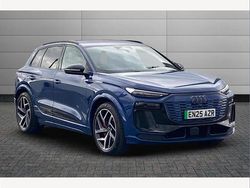 Blue Used 2025 Audi Q6 e-tron Advanced SUV | £62,995 (Fair price)