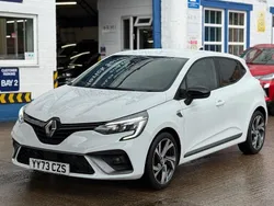Glacier white Used 2023 Renault Clio V RS Line Hatchback | £15,495 (Fair price)