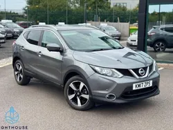 Grey Used 2017 Nissan Qashqai N-Connecta SUV | £8,995 (Good price)