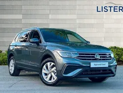 Platinum grey Used 2024 VW Tiguan Life SUV | £29,000 (Fair price)