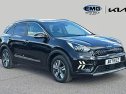 Black Used 2021 Kia Niro 3 SUV | £19,195 (Fair price)