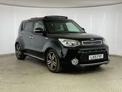 Black Used 2015 Kia Soul SUV | £9,750 (A bit pricey)