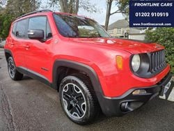 Red Used 2016 Jeep Renegade Trailhawk SUV | £9,995 (Fair price)