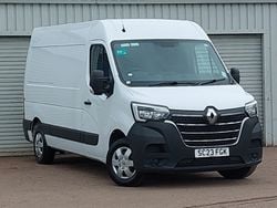 White Used 2023 Renault Master Business Van | £16,498 (Good price)