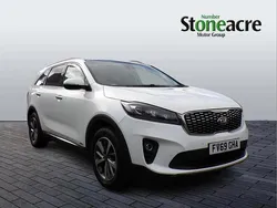 White Used 2019 Kia Sorento 3 SUV | £16,995 (Fair price)