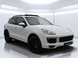 White Used 2014 Porsche Cayenne SUV | £20,990 (Fair price)