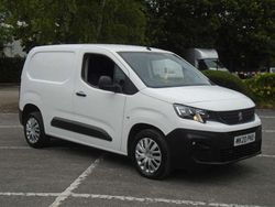 White Used 2020 Peugeot Partner MPV | £5,490 (Fair price)
