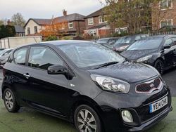 Black Used 2014 Kia Picanto 2 Hatchback | £3,700 (Fair price)