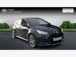 Black Used 2023 Toyota Yaris Hybrid Hatchback | £19,523 (Fair price)