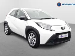 White Used 2023 Toyota Aygo PURE Hatchback | £10,699 (Fair price)